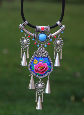 云南中长款苗族复古挂件毛衣链