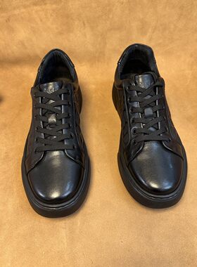 断码42码撤柜品牌高端男士休闲黑色板鞋进口头层牛皮有防伪AH21
