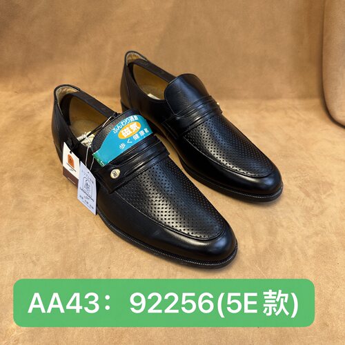 日本产～撤柜日本Leonardo一脚蹬夏季皮凉鞋进口头层牛皮AA43AB8