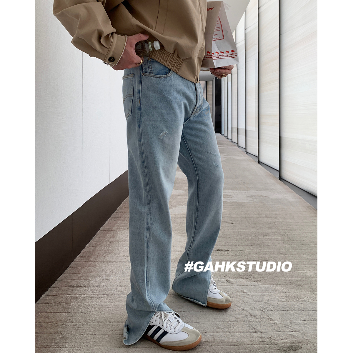 GAHKSTUDIO x MAGADETH合作款设计剪裁开叉显瘦显腿长牛仔裤