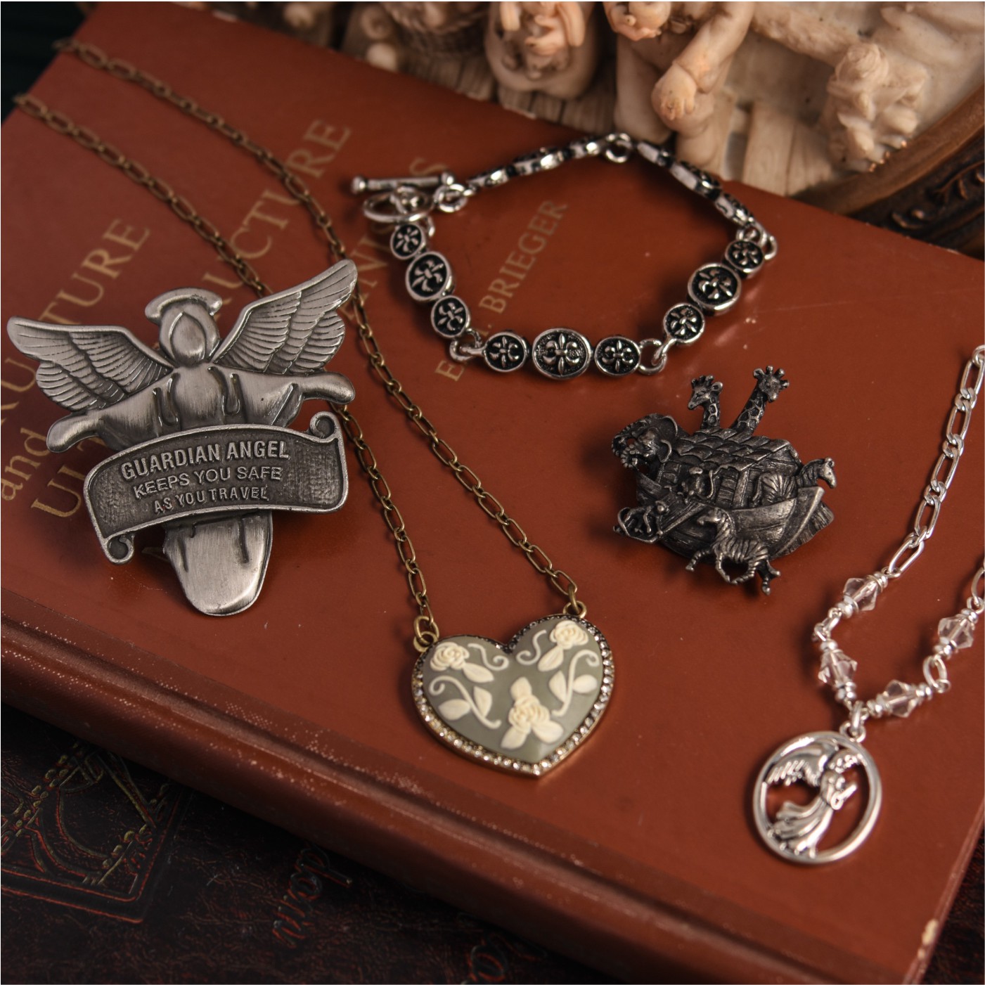 西洋回流复古项链胸针孤品