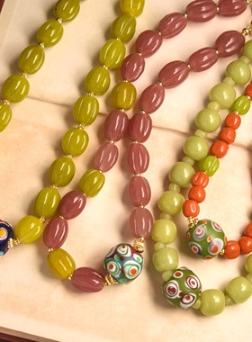 千里黄云白日曛，北风吹雁雪纷纷。糖果色系爪哇岛老琉璃项链孤品