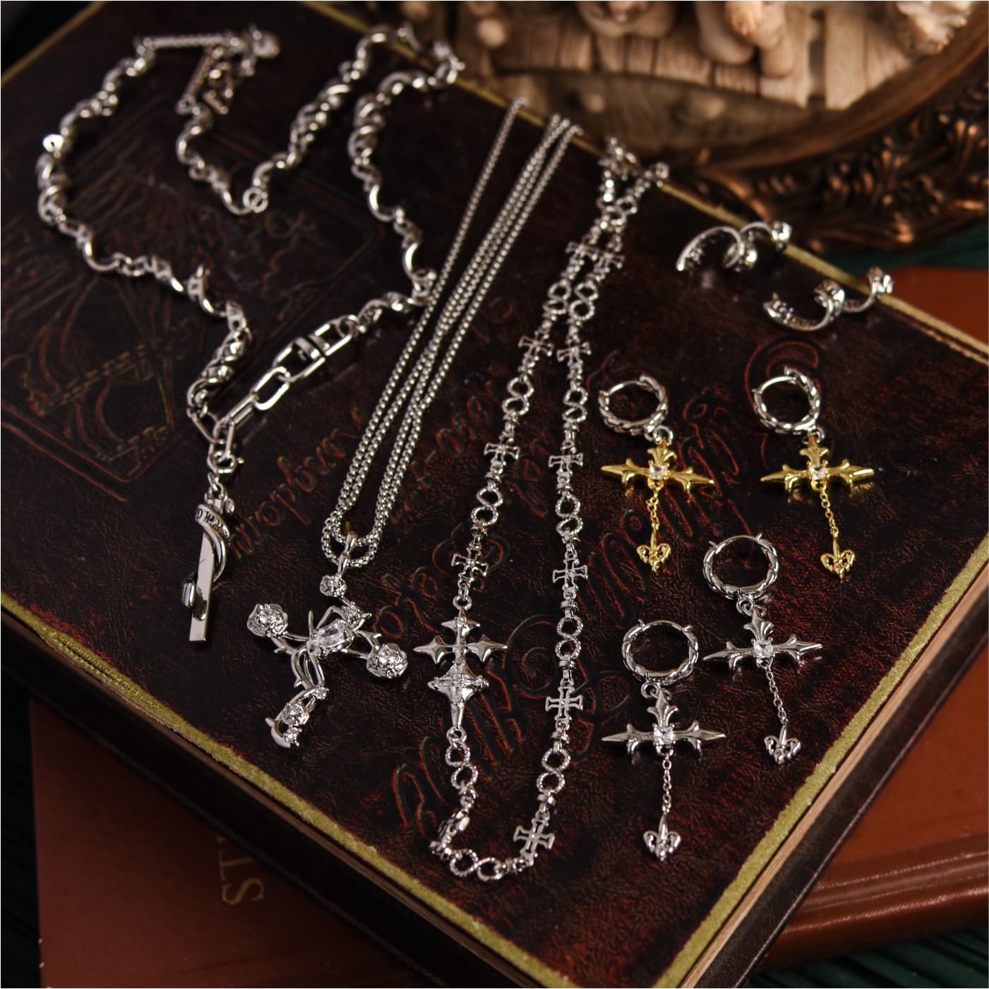 项链锁骨链颈链十字男女情侣