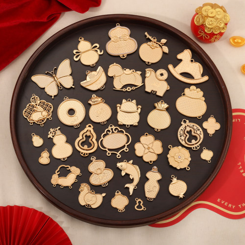 宋锦diy双面小马吊坠马上发财蓝染绣花包布底托挂件复古配饰马年