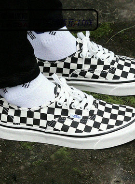 VANS Authentic 44DX 男安纳海姆棋盘格低帮板鞋 VN0A38ENOAK/VL0