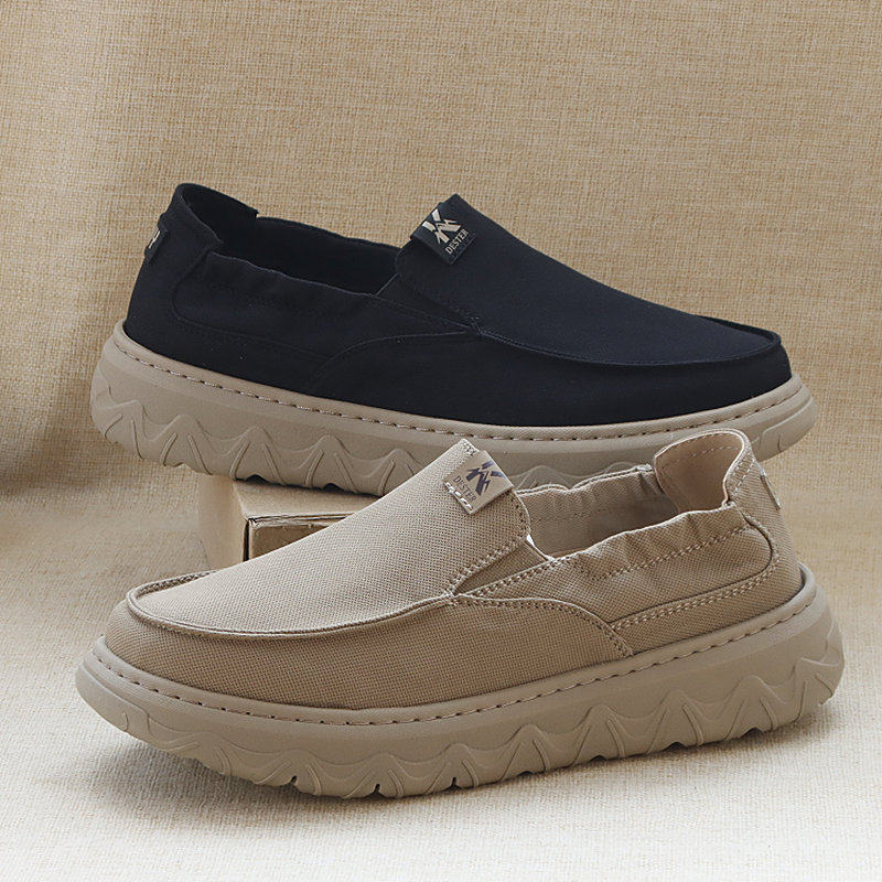 春季男士透气布鞋老北京加肥宽脚掌超轻厚底一脚蹬懒人休闲帆布鞋