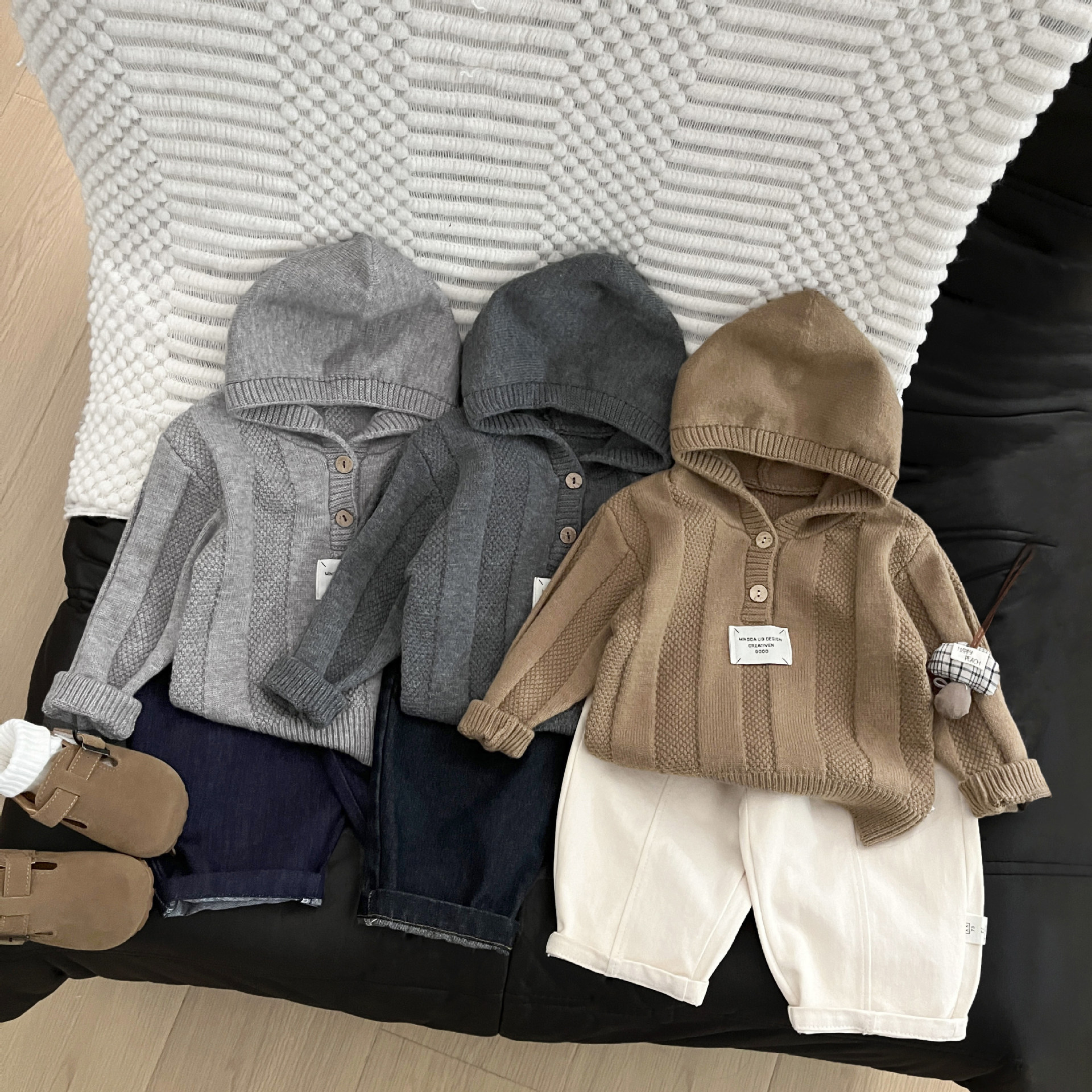 宝宝毛衣秋冬超韩洋气婴幼儿连帽针织衫休闲百搭连帽上衣秋季新款