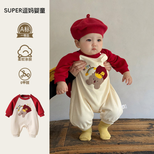 初秋宝宝衣服婴儿连体衣秋装可爱超萌洋气婴幼儿休闲爬服满月百天