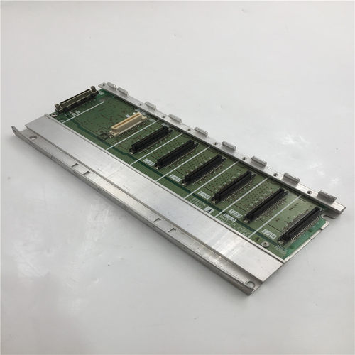 三菱PLC底板F46669-711V BD650A 077G52  功能完好 现货