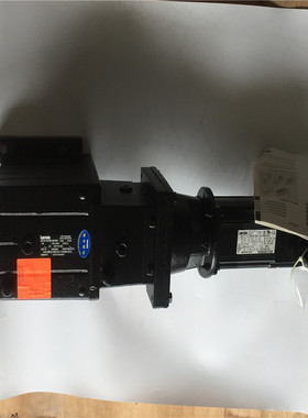 Lenze MCS09F38-SVMP1-A14N-ST5S00N-R3SU+GST06-3SVBR-09FN38