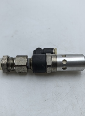 PISCO VSH 15压力传感器实物拍摄 不锈钢材质黑色外壳带三个小孔