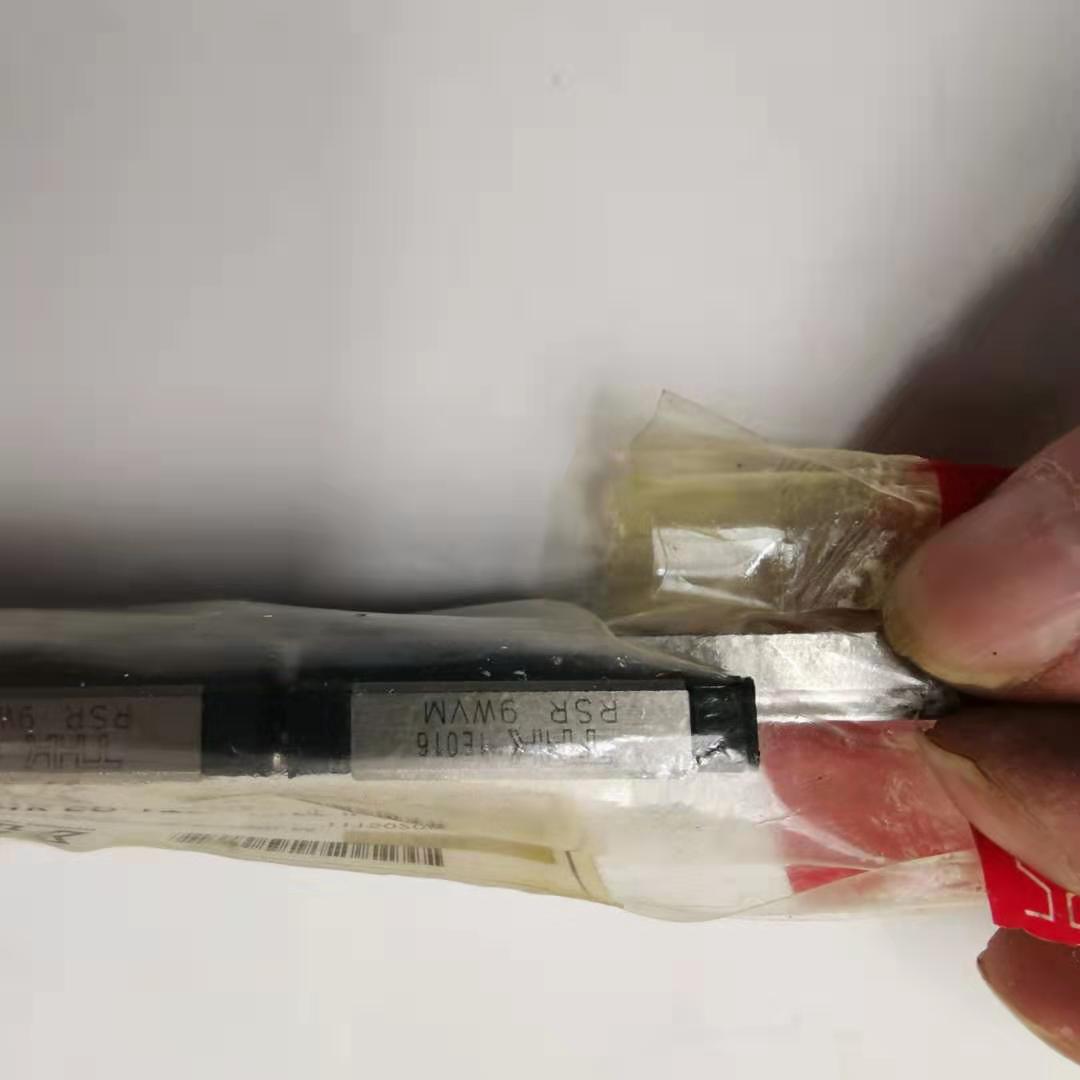 全新THK滑块RSR 9WVM 2RSR9WVMUUC1+260LM低价处理欢迎打包其他产