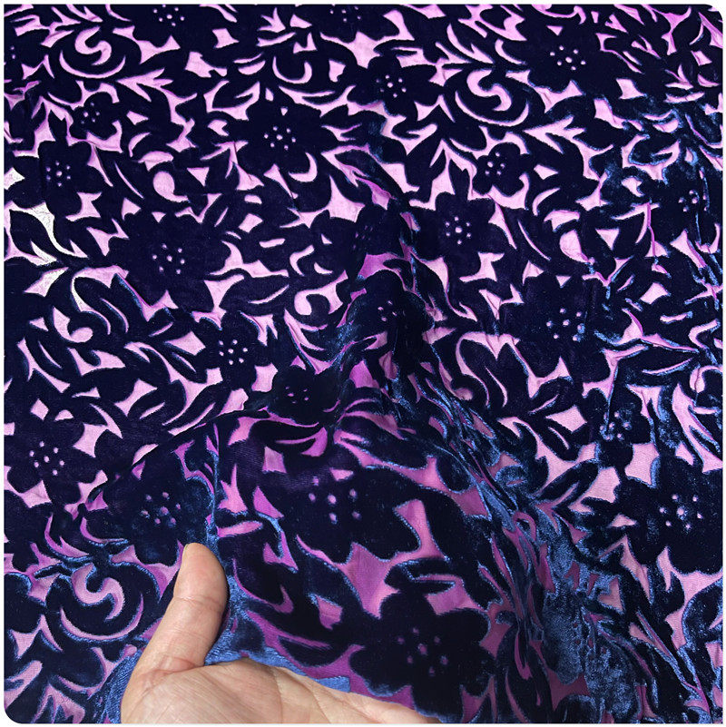 玫紫壮青花镂空真丝绒烂花桑蚕丝绒布料旗袍连衣裙衬衣服装面料