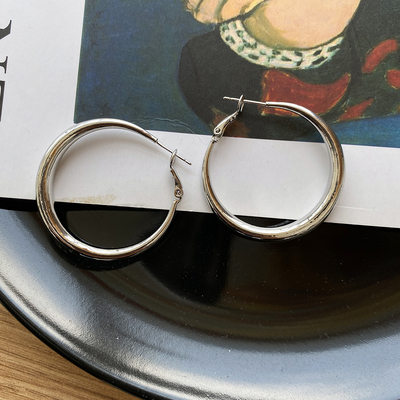 新款气质简约冷淡高级感耳环银色水滴耳圈F1724