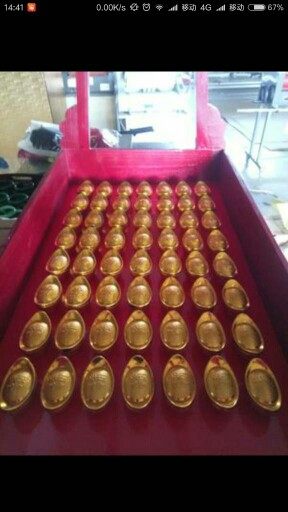 9厘米可开盖塑料金元宝元旦圣诞春节装饰品摆件糖果盒摄影道具