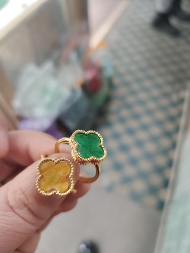 天然阳绿色四叶草戒指女防过敏戒指春款气质百搭简约戒指