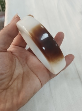 天然新疆和田白玉糖料俏色籽料宽版手镯羊脂玉女款简约送女友糖镯
