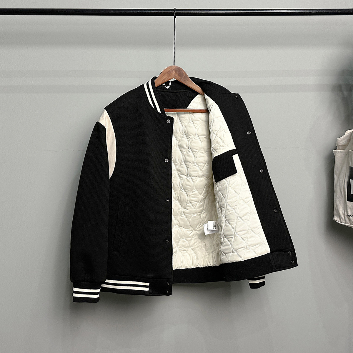 8366-P175新款休闲棉衣夹克宽松情侣棒球服撞色飞行立领外套潮,男装夹克,星座1305
