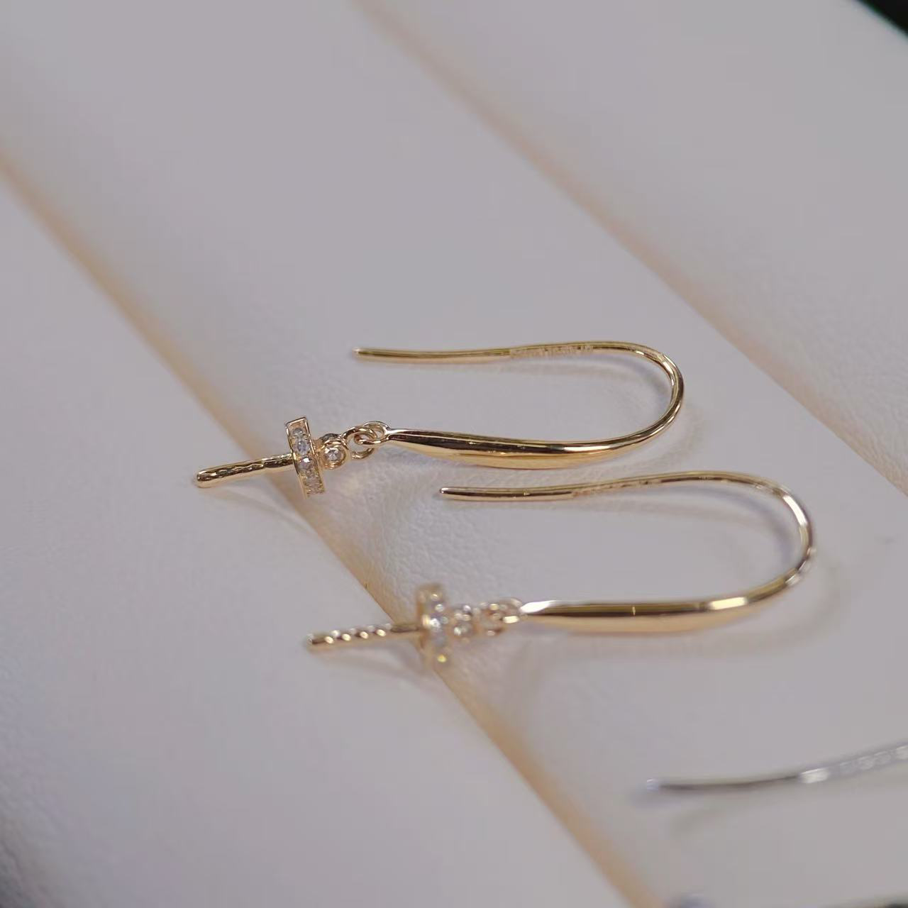 18k金钻石8-12mm海水珍珠耳环配件简约灵动款圆形裸珠耳饰diy空托,珠宝/钻石/翡翠,耳饰,淘宝优惠券,粉丝福利购,淘宝优惠卷