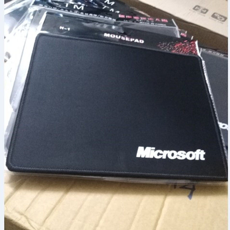 锁边微软鼠标垫耐用可洗环保做工好200*250*300*2mm4MM全黑加厚