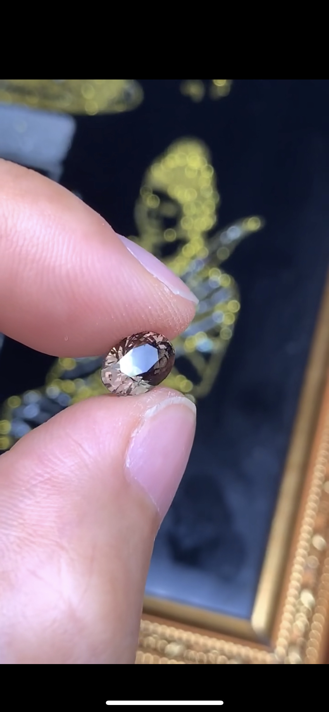 稀有物种 2.0克拉 斯里兰卡天然无烧渐变色蓝宝石（1130）