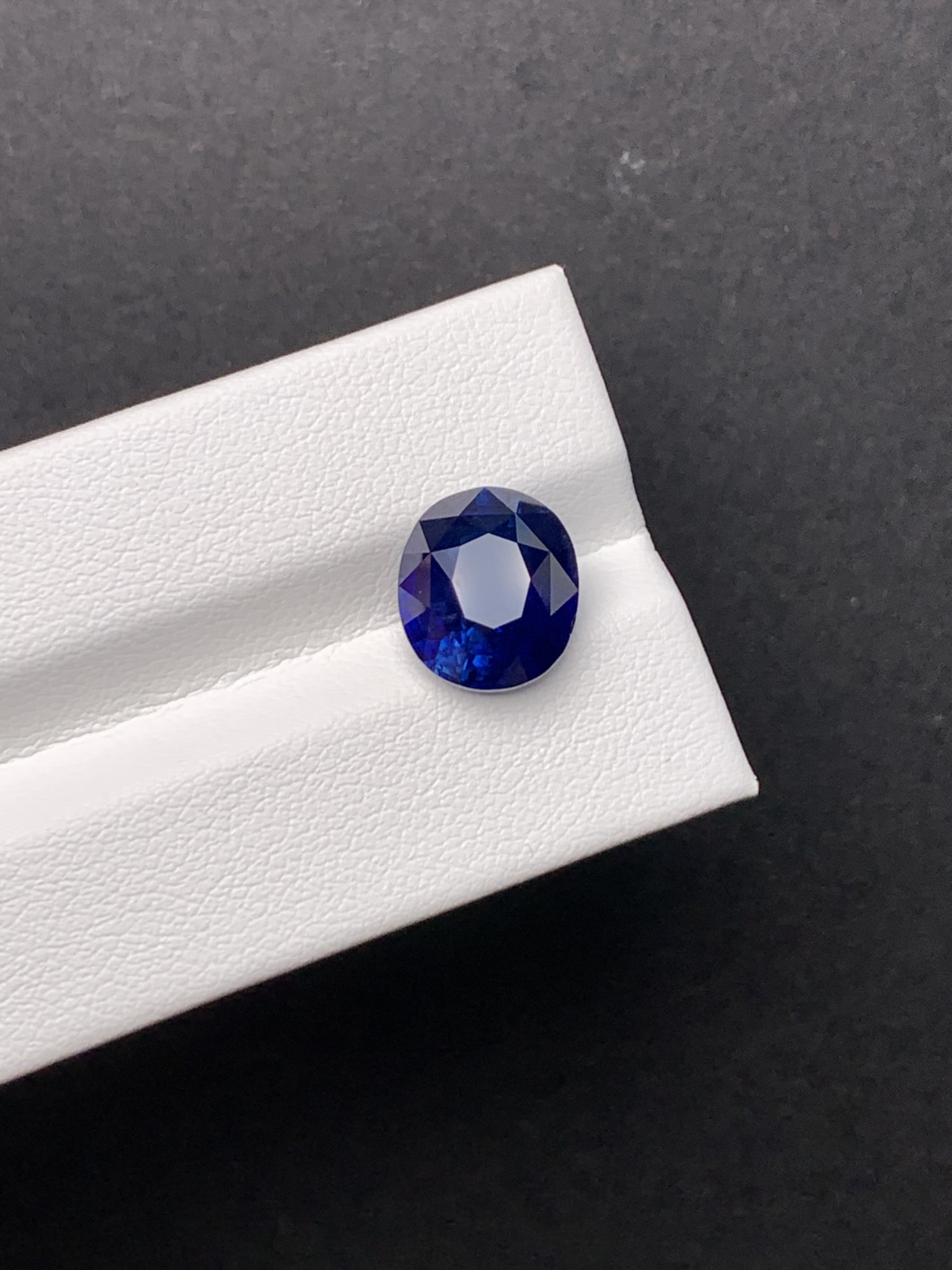 5.26克斯里兰卡天然老烧皇家蓝蓝宝石（1124）