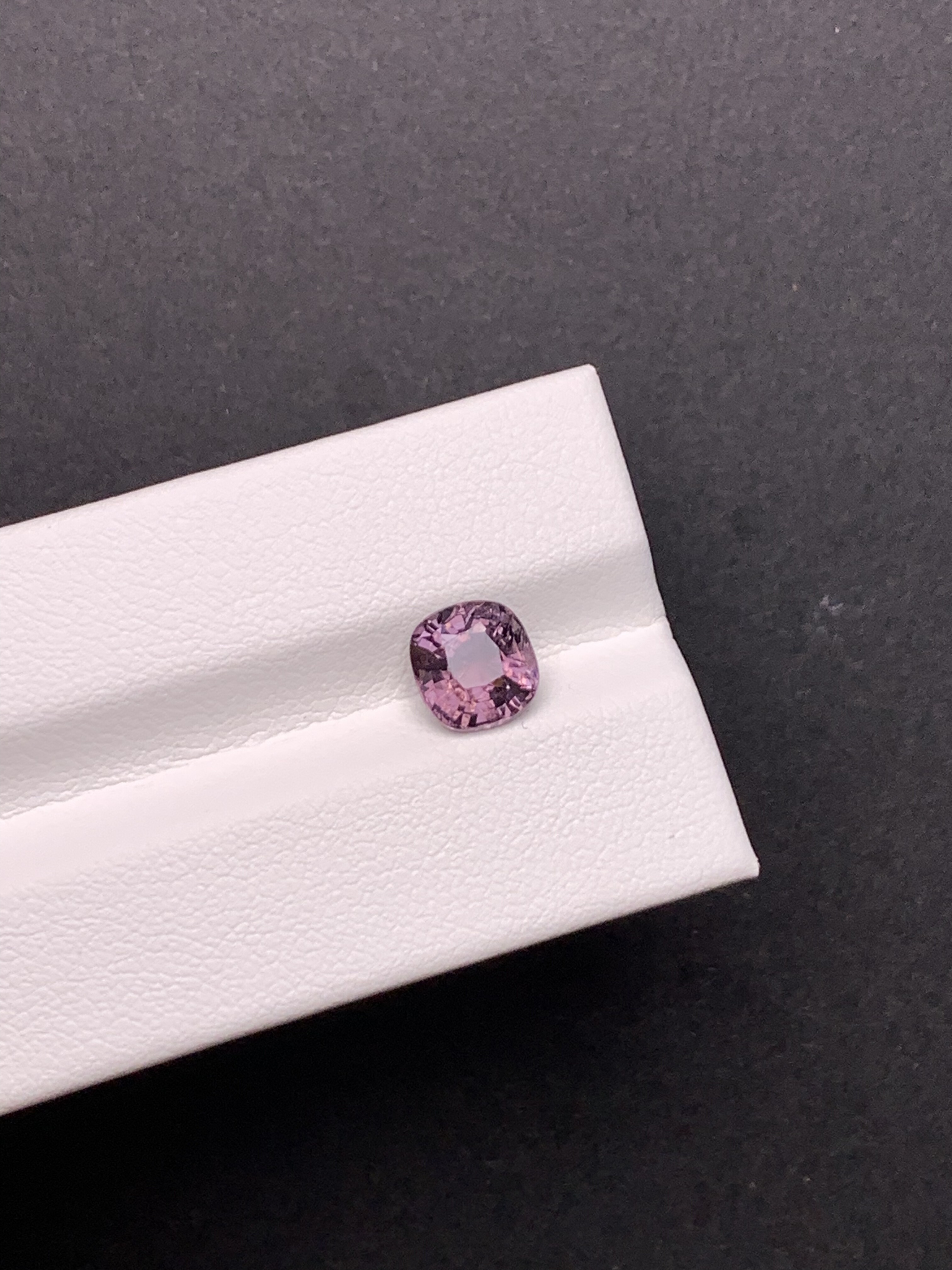 1.67克拉 缅甸天然无烧尖晶石 木槿色 （1124）