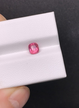 0.79克拉 缅甸天然无烧尖晶石 热粉（0110）