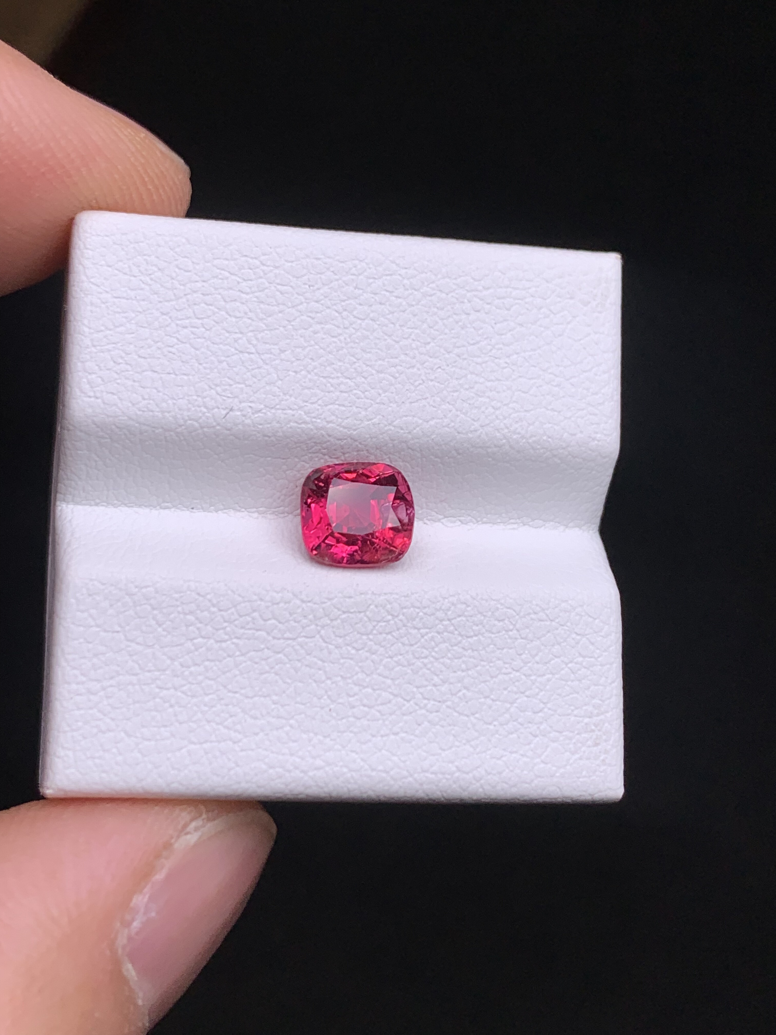 1.38克拉缅甸‮然天‬无烧‮晶尖‬石绝‮武地‬士强荧光（0119）,珠宝/钻石/翡翠,裸石,淘宝优惠券,粉丝福利购,淘宝优惠卷