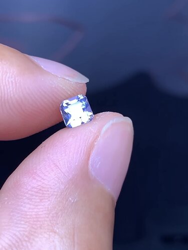 0.78克拉 坦桑尼亚天然无烧马亨盖尖晶石 金属灰蓝色（0815）