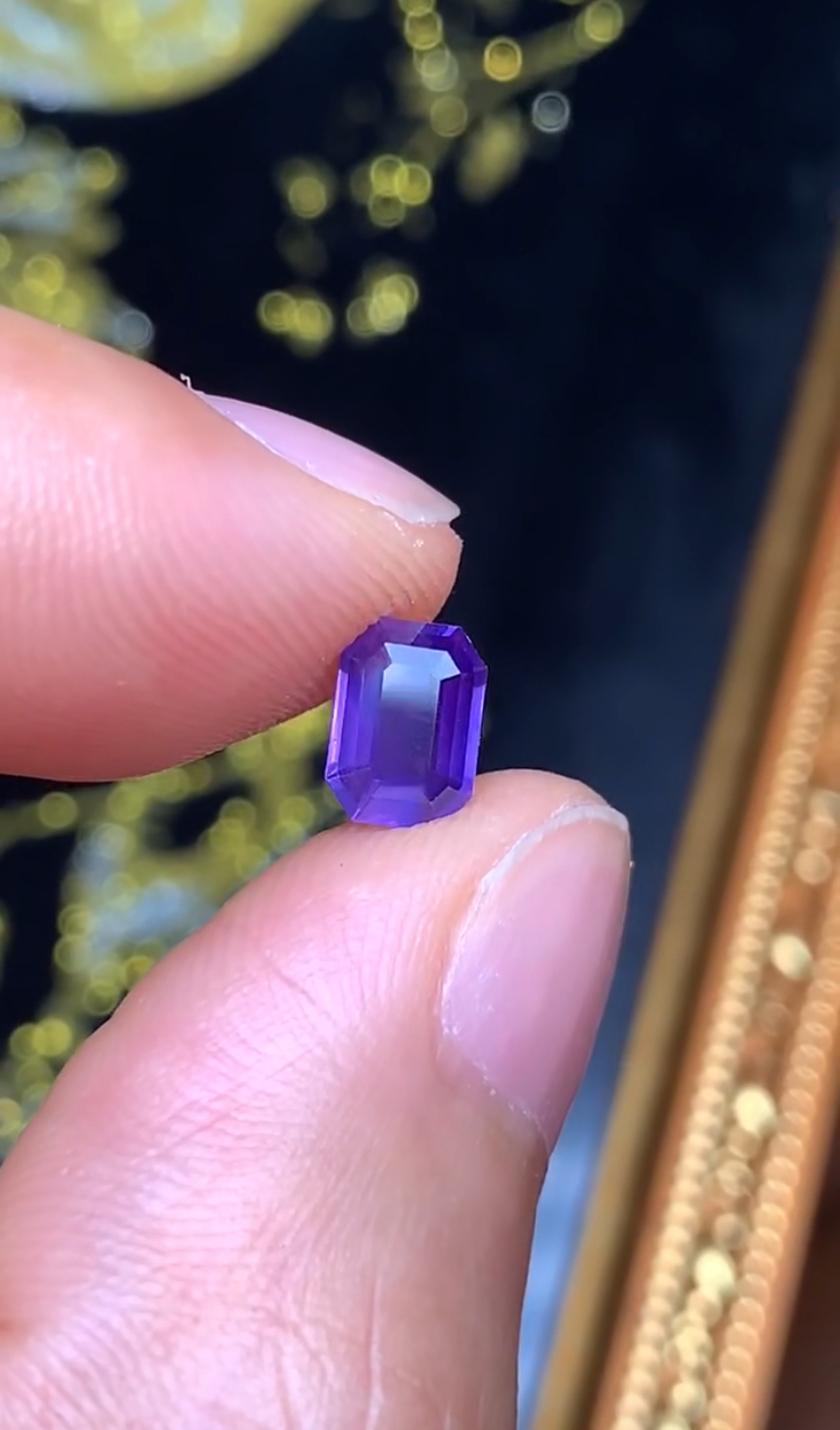 1.09克拉斯里兰卡天然老烧薰衣草紫色蓝宝石 （1204）