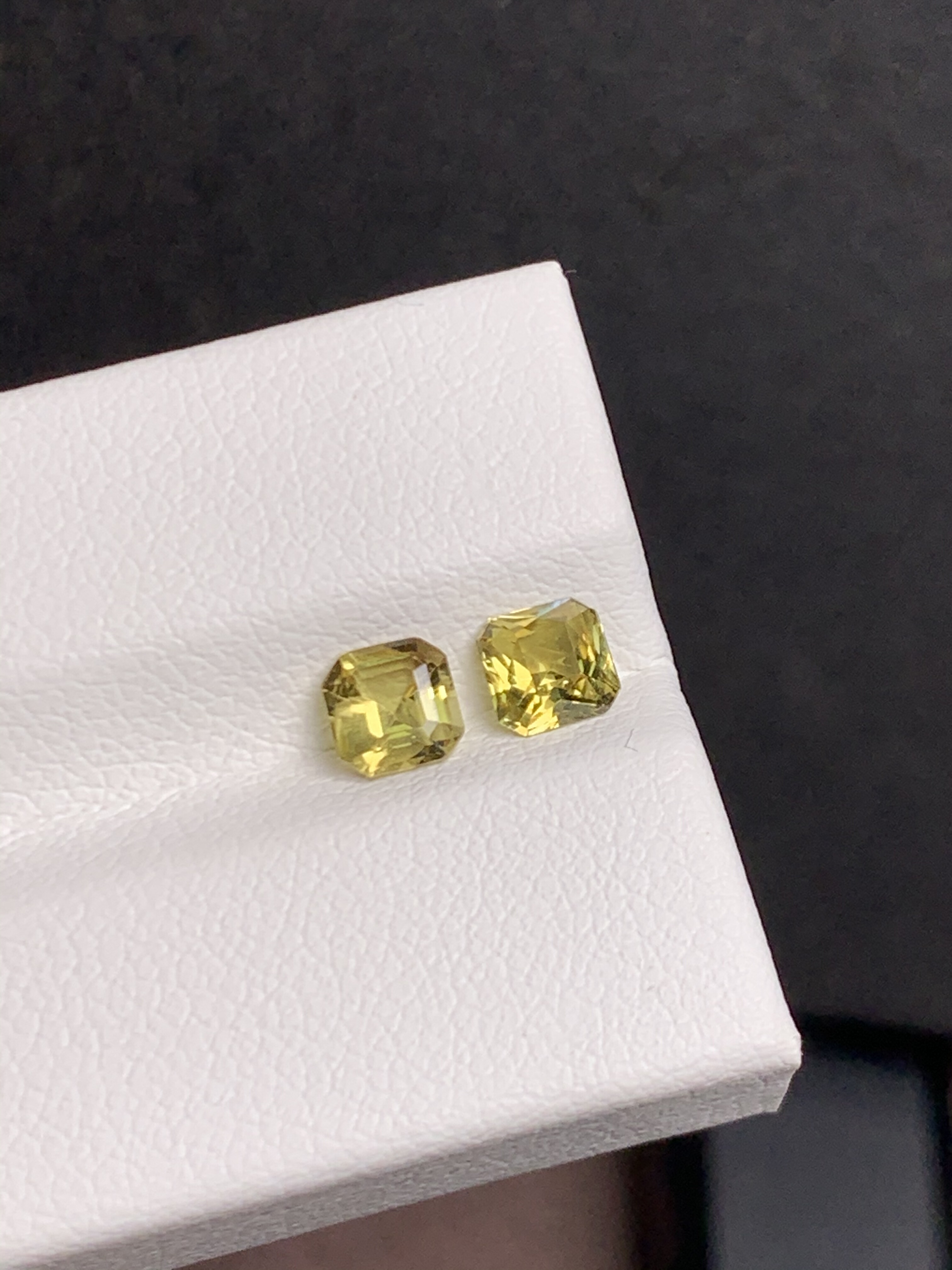 1.01克拉 斯里兰卡天然无烧金绿宝石 （1115）