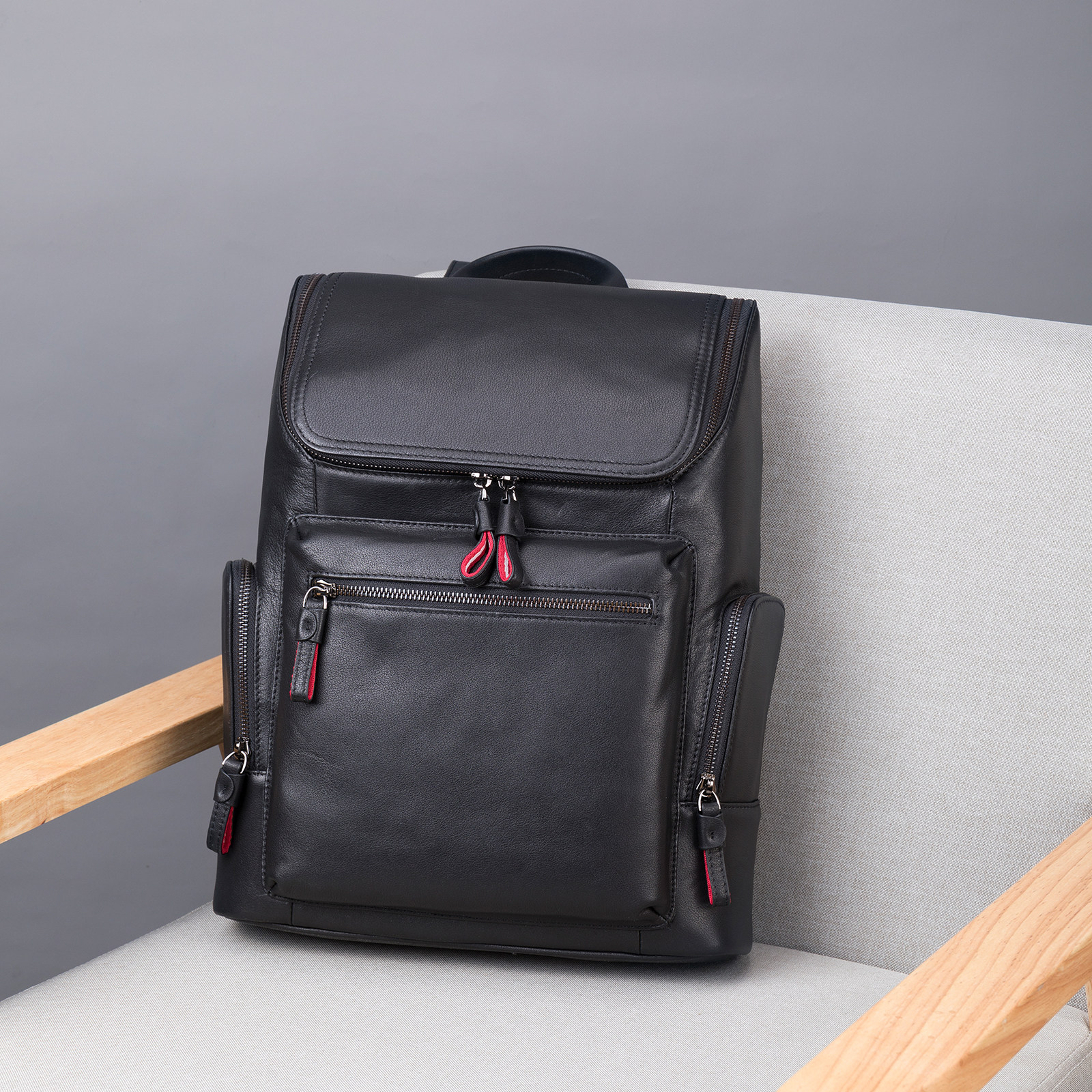 新款真皮双肩包男士鳄鱼纹商务出走双肩背包学生书包school bags