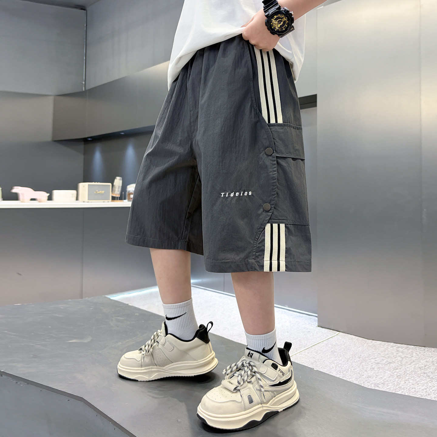 男童夏季薄款休闲短裤2026新款中大童儿童夏装工装裤五分裤中裤潮