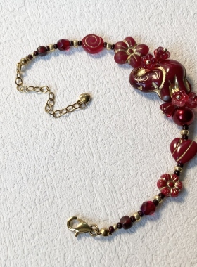 茵娜原创 复古捷克琉璃花朵与大象轻奢串珠钛钢手链 小众设计饰品