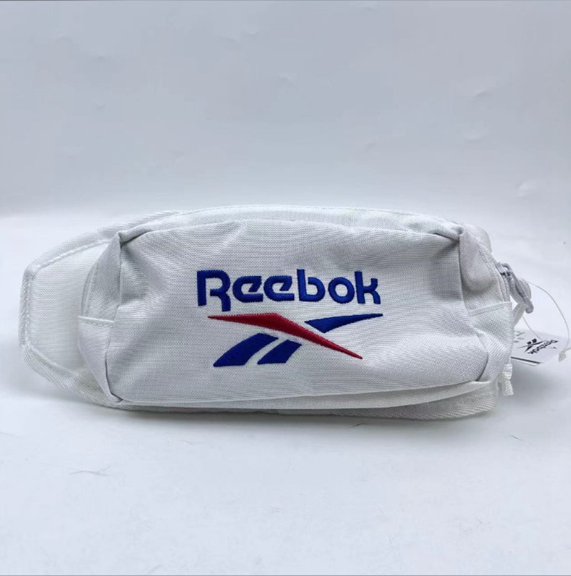 中性经典logo针织结实耐用