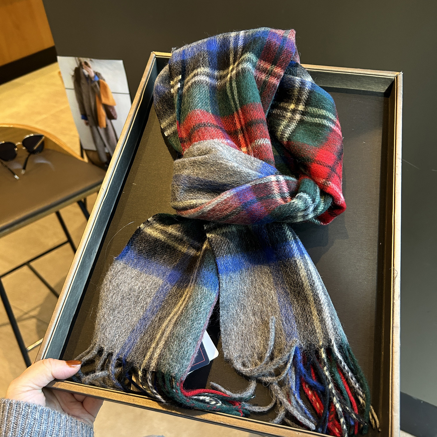 100%绵羊毛围巾女秋冬季2025新款百搭复古英伦风格子披肩保暖围脖