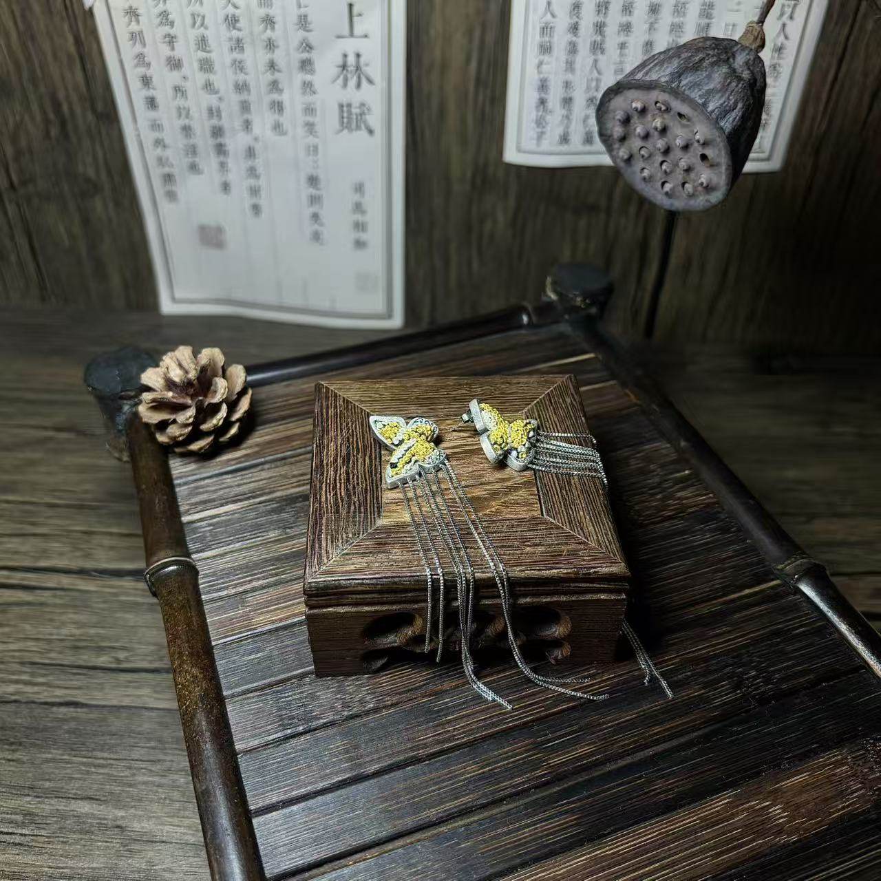 特色手工艺/地区民间特色手工艺/刺绣/长穗福蝶