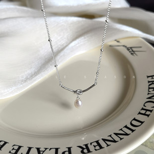 沧海遗珠。简约通勤淡水珍珠笑脸项链百搭少女锁骨链小众高级感