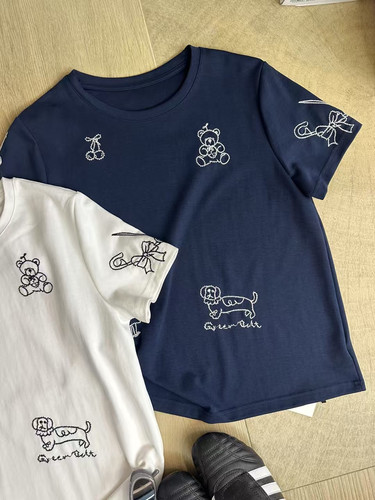 小时代  简约ins设计圆领卡通刺绣百搭宽松减龄短袖T