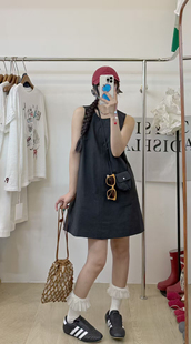 小时代  真挚小黑裙宽松显瘦无袖背心连衣裙慵懒风短裙