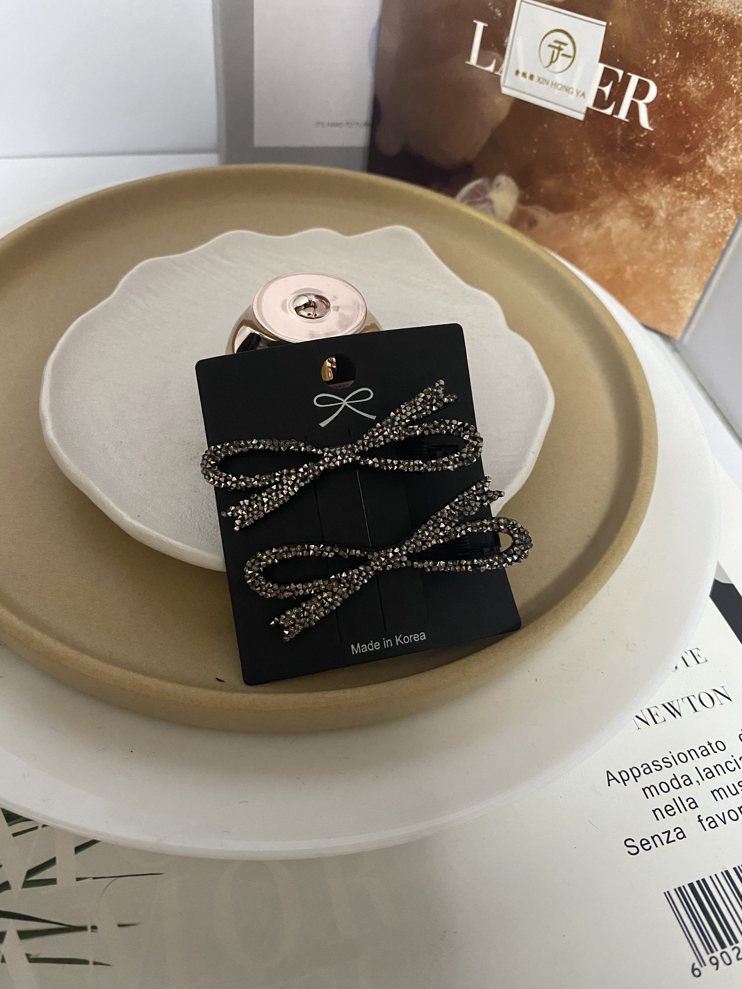 实拍韩系简约黑色蝴蝶结边夹女**感气质百搭鸭嘴夹发夹发饰
