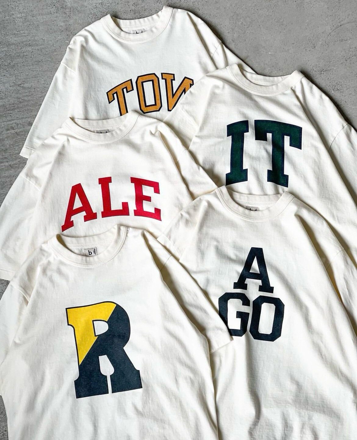 宽松半袖T恤blurhms日系