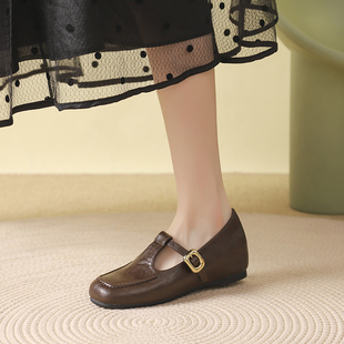 复古软面软底小皮鞋女春秋法式浅口方头单鞋冬季加绒玛丽珍保暖鞋
