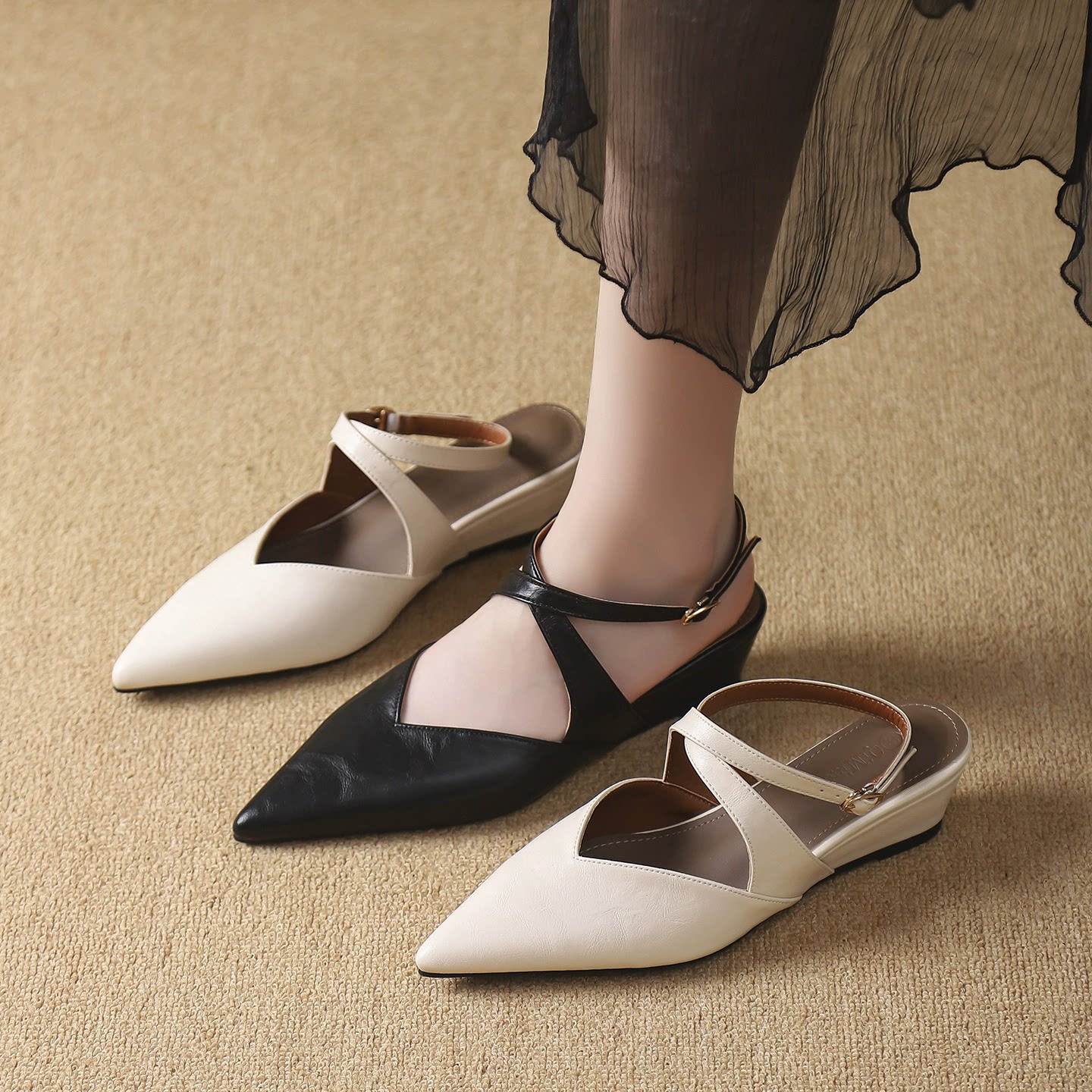 名媛风尖头浅口单鞋女外穿2026夏季新款高级感时尚百搭坡跟凉鞋