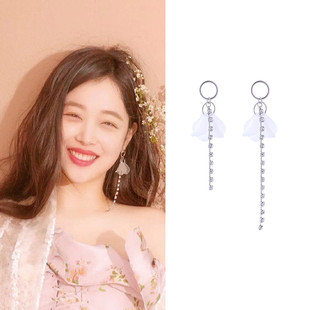 YoungWon文佳瑛郑秀妍TWICE孙彩瑛崔雪莉同款花瓣水晶不对称耳环