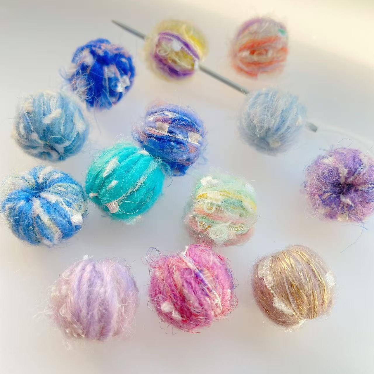 2025新款小众原创配件秋冬花式直孔毛线珠耳环球形扣毛衣纽扣DIY