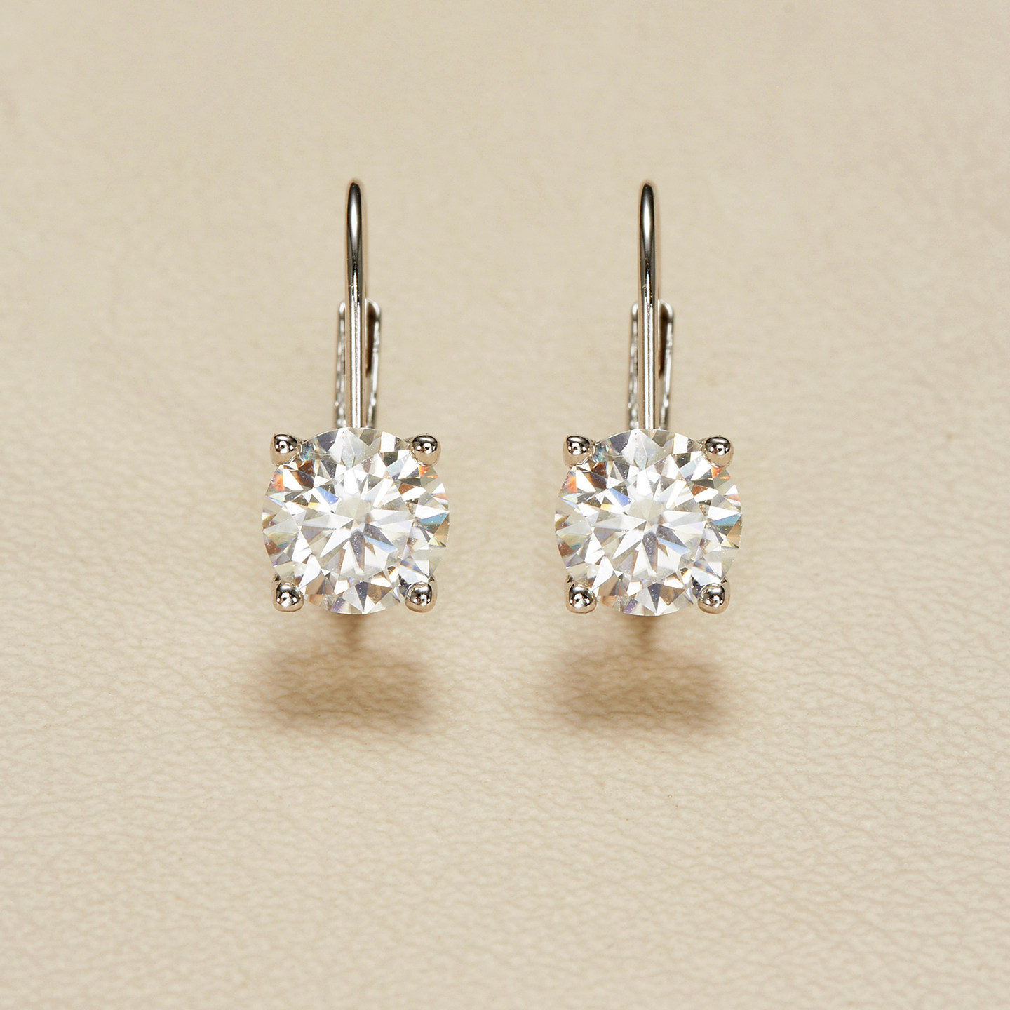 AHCHOO 静奢通勤简约1克拉小气泡莫桑石耳环高级感S925银耳饰女,饰品/流行首饰/时尚饰品新,银饰耳饰,淘宝优惠券,粉丝福利购,淘宝优惠卷