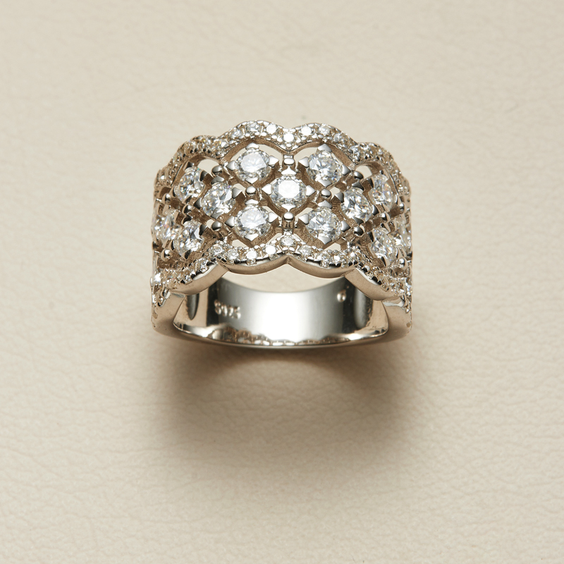 AHCHOO 静奢风重工蕾丝满钻莫桑石戒指925银宽版繁星指环520送人