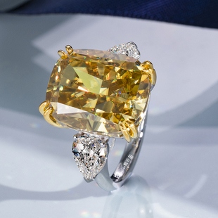 订做欧美格拉夫款18K白金镶嵌22克拉冰糖枕形莫桑石黄钻戒戒指女